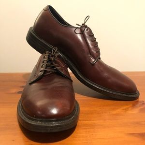 U.S.-Made Vintage Ortho-Vent Shoes